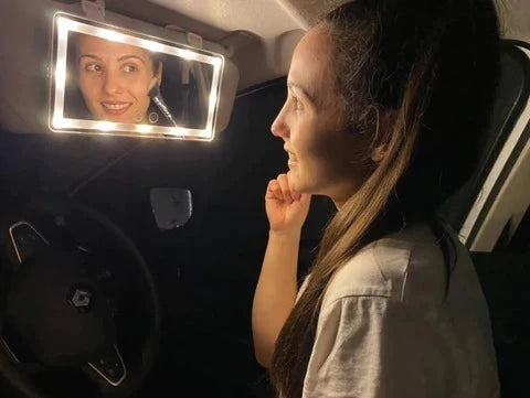 GlowRide™ – El Espejo LED Perfecto para Viajar Radiante